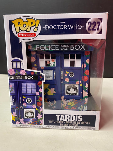 Pop Television: Doctor Who- Tardis 6” (some box damage)