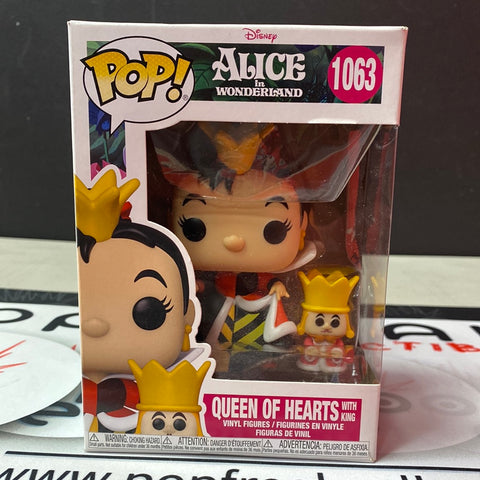Pop Disney: Alice in Wonderland- Queen of Hearts w/ King JP