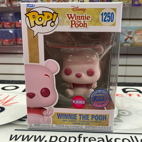 Pop Disney: Winnie the Pooh (Flocked Funko Special Edition)