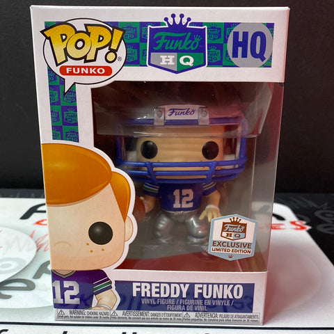 Pop Funko: Football Freddy Funko Throwback (Funko HQ Exclusive)