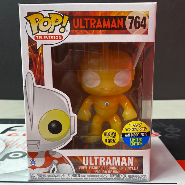 Pop Television: Ultraman- Ultraman (GITD Toy Tokyo Exclusive)